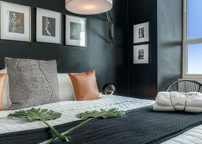 Icoconutgrove - Luxurious Vacation Rentals In Coconut Grove